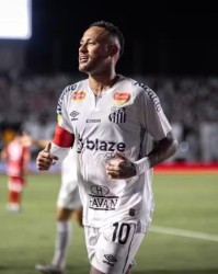 开云注册入口-巴媒：内马尔将在3月份回归巴西国家队大名单