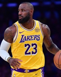 开云APP-詹姆斯是20岁、30岁以前历史总得分王！锁定40岁以后总得分王！