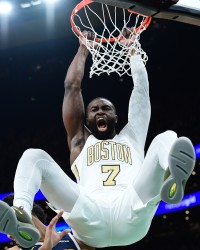 杰伦·布朗：裁判会特殊优待某些球队&amp;某些球员 但篮球不该如此！